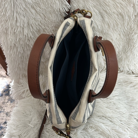 Cute Fossil handbag - Picture 4 of 6